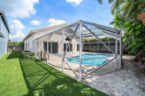 House in Lake Worth, Florida 3 bedrooms, 148.64 sq.m. № 2285908 - photo 30