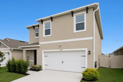House in Sanford, Florida 5 bedrooms, 227.33 sq.m. № 2341977 - photo 4