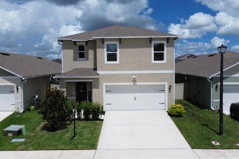 House in Sanford, Florida 5 bedrooms, 227.33 sq.m. № 2341977 - photo 5