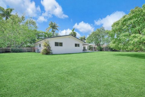 Купить виллу или дом в Пальметто-Бей, Флорида 4 спальни, 212.28м2, № 2066515 - фото 25