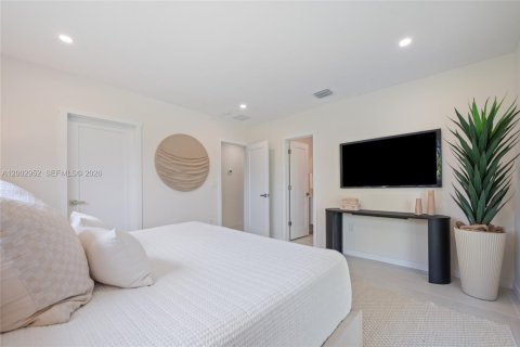 Купить виллу или дом в Пальметто-Бей, Флорида 4 спальни, 212.28м2, № 2066515 - фото 11