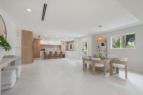 Купить виллу или дом в Пальметто-Бей, Флорида 4 спальни, 212.28м2, № 2066515 - фото 3