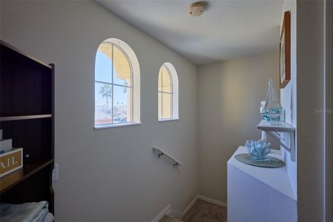 Townhouse in Clearwater, Florida 2 bedrooms, 118.36 sq.m. № 2142060 - photo 17