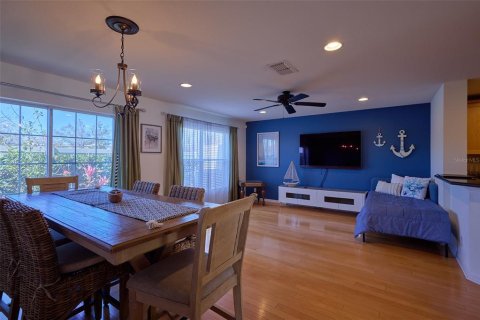 Townhouse in Clearwater, Florida 2 bedrooms, 118.36 sq.m. № 2142060 - photo 5