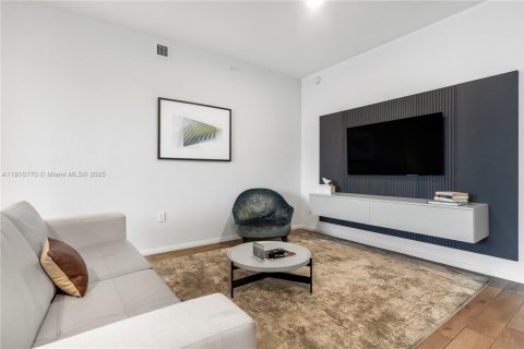 Copropriété à louer à Miami, Floride: 3 chambres, 106.84 m2 № 1966406 - photo 5