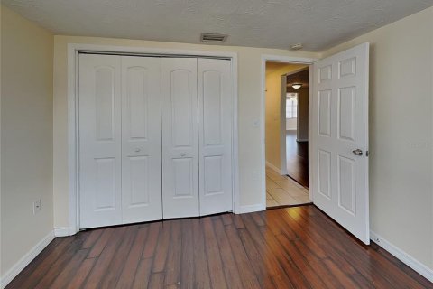 Villa ou maison à louer à New Port Richey, Floride: 3 chambres, 141.68 m2 № 2110905 - photo 15