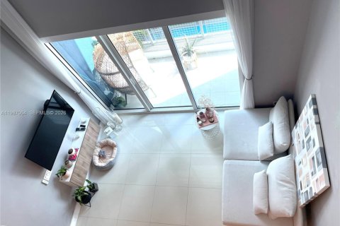 Снять в аренду кондоминиум в Майами, Флорида 1 спальня, 72.93м2, № 2049607 - фото 8