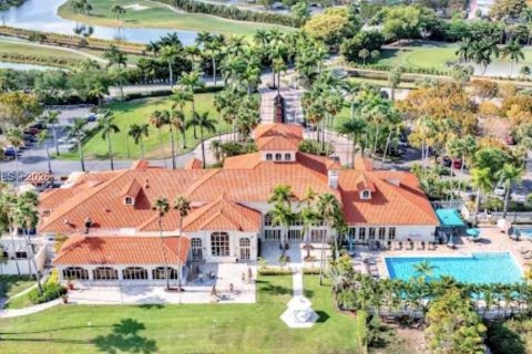 Снять в аренду кондоминиум в Дорал, Флорида 2 спальни, 95.69м2, № 2005944 - фото 26