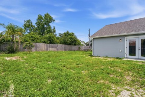 Villa ou maison à vendre à Deltona, Floride: 3 chambres, 142.6 m2 № 2236385 - photo 8