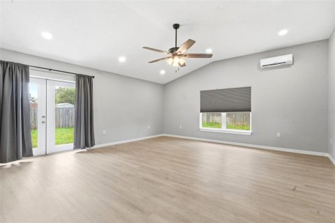 Villa ou maison à vendre à Deltona, Floride: 3 chambres, 142.6 m2 № 2236385 - photo 21