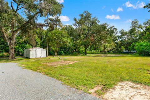 House in Dade City, Florida 3 bedrooms, 107.02 sq.m. № 1919615 - photo 29