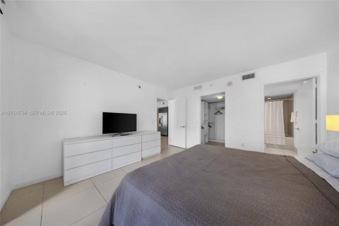 Copropriété à louer à Miami, Floride: 2 chambres, 100.89 m2 № 2088065 - photo 17