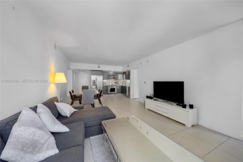 Copropriété à louer à Miami, Floride: 2 chambres, 100.89 m2 № 2088065 - photo 8