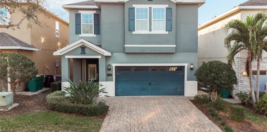 Casa en Kissimmee, Florida 8 dormitorios, 316.98 m2 № 1542099