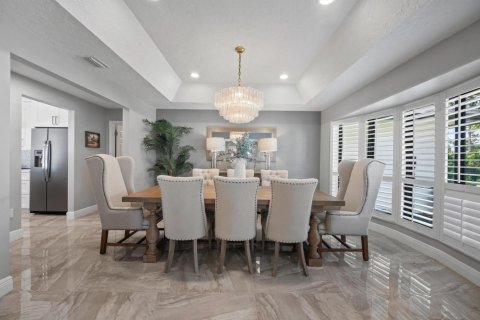 House in Wellington, Florida 4 bedrooms, 305.28 sq.m. № 2191531 - photo 15