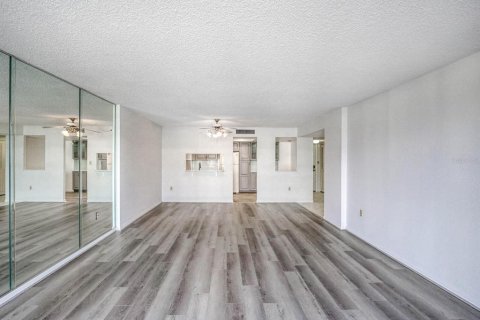Copropriété à vendre à Clearwater, Floride: 2 chambres, 115.2 m2 № 1315301 - photo 13