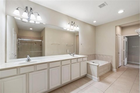 Touwnhouse à louer à Orlando, Floride: 3 chambres, 186.73 m2 № 2418894 - photo 13