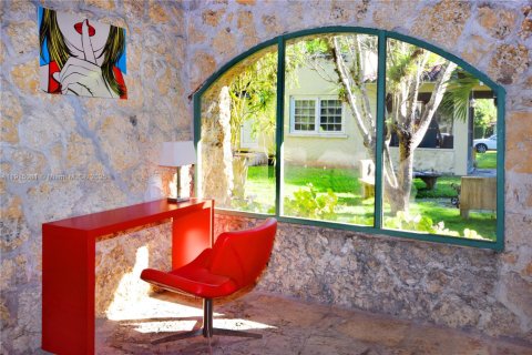 Villa ou maison à vendre à Coral Gables, Floride: 1 chambre, 62.06 m2 № 1971939 - photo 27