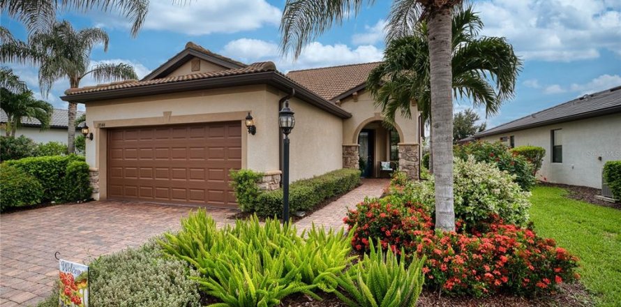 Villa ou maison à Bradenton, Floride 3 chambres, 178.74 m2 № 2273000