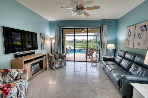 Villa ou maison à vendre à Bradenton, Floride: 3 chambres, 178.74 m2 № 2273000 - photo 17