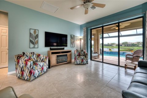 Villa ou maison à vendre à Bradenton, Floride: 3 chambres, 178.74 m2 № 2273000 - photo 16