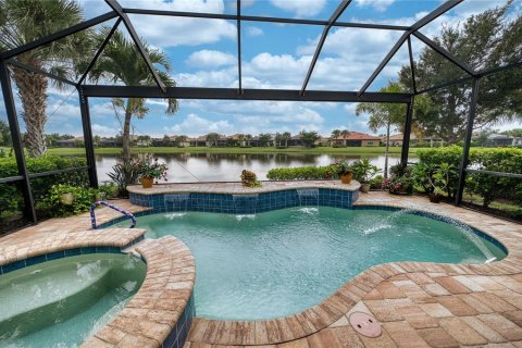 Villa ou maison à vendre à Bradenton, Floride: 3 chambres, 178.74 m2 № 2273000 - photo 10