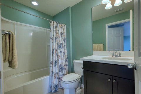 Villa ou maison à vendre à Bradenton, Floride: 3 chambres, 178.74 m2 № 2273000 - photo 3