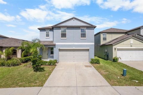 House in Spring Hill, Florida 4 bedrooms, 174.75 sq.m. № 1813772 - photo 12