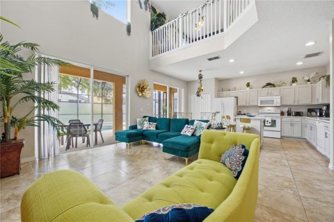 House in Kissimmee, Florida 6 bedrooms, 269.51 sq.m. № 2423685 - photo 9
