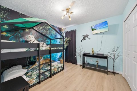 House in Kissimmee, Florida 6 bedrooms, 269.51 sq.m. № 2423685 - photo 30