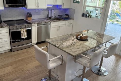 Condo in Pompano Beach, Florida, 3 bedrooms  № 1951809 - photo 24