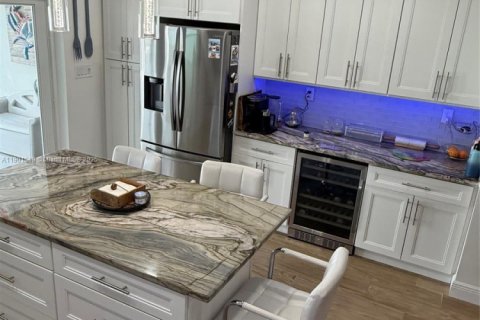 Condo in Pompano Beach, Florida, 3 bedrooms  № 1951809 - photo 25