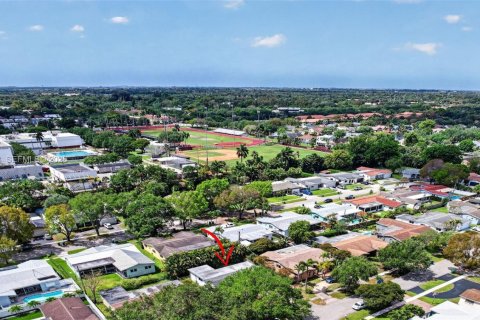Villa ou maison à vendre à Cooper City, Floride: 3 chambres, 158.03 m2 № 2066876 - photo 29