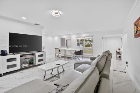 Villa ou maison à vendre à Cooper City, Floride: 3 chambres, 158.03 m2 № 2066876 - photo 5