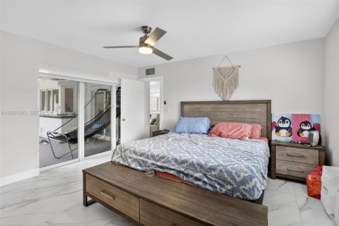 Villa ou maison à vendre à Cooper City, Floride: 3 chambres, 158.03 m2 № 2066876 - photo 22