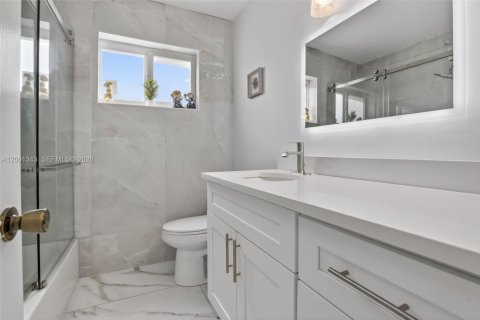 Villa ou maison à vendre à Cooper City, Floride: 3 chambres, 158.03 m2 № 2066876 - photo 17