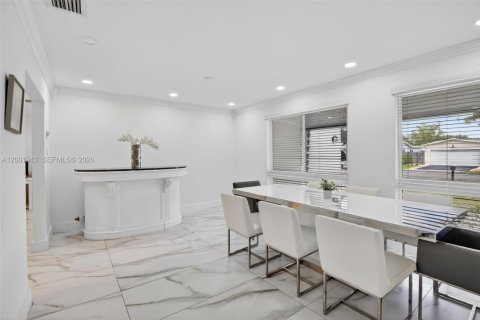 Villa ou maison à vendre à Cooper City, Floride: 3 chambres, 158.03 m2 № 2066876 - photo 8