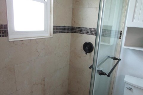 House in Weeki Wachee, Florida 3 bedrooms, 158.68 sq.m. № 2337376 - photo 23