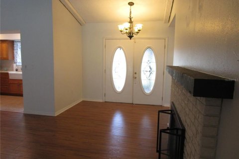 House in Weeki Wachee, Florida 3 bedrooms, 158.68 sq.m. № 2337376 - photo 4