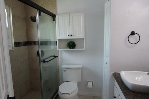 House in Weeki Wachee, Florida 3 bedrooms, 158.68 sq.m. № 2337376 - photo 24