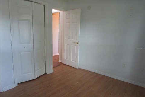 House in Weeki Wachee, Florida 3 bedrooms, 158.68 sq.m. № 2337376 - photo 26