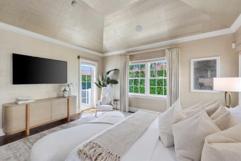 House in Palm Beach, Florida 3 bedrooms, 329.34 sq.m. № 2400000 - photo 23