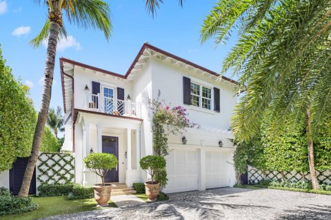 House in Palm Beach, Florida 3 bedrooms, 329.34 sq.m. № 2400000 - photo 2