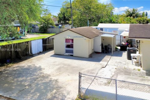 Купить виллу или дом в Майами, Флорида 5 спален, 121.79м2, № 2050691 - фото 3