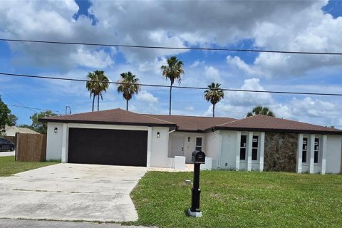 Casa en Hudson, Florida 3 dormitorios, 162.39 m2 № 2150365