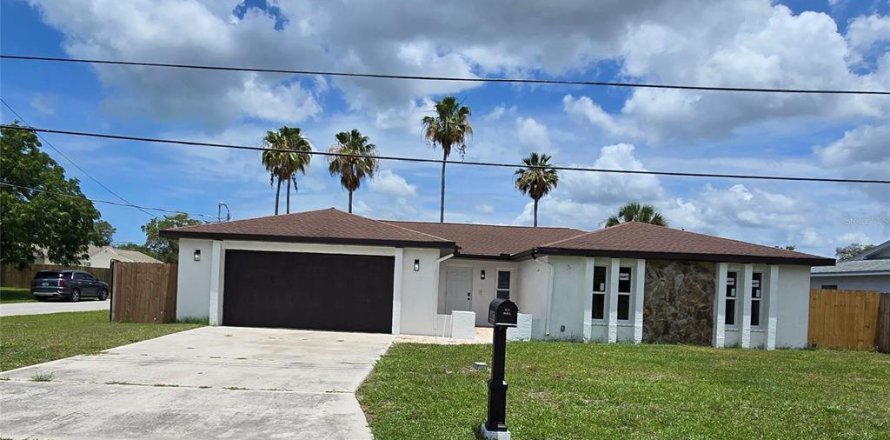 Casa en Hudson, Florida 3 dormitorios, 162.39 m2 № 2150365