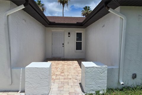 Casa en venta en Hudson, Florida, 3 dormitorios, 162.39 m2 № 2150365 - foto 3