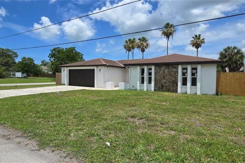 Casa en venta en Hudson, Florida, 3 dormitorios, 162.39 m2 № 2150365 - foto 2