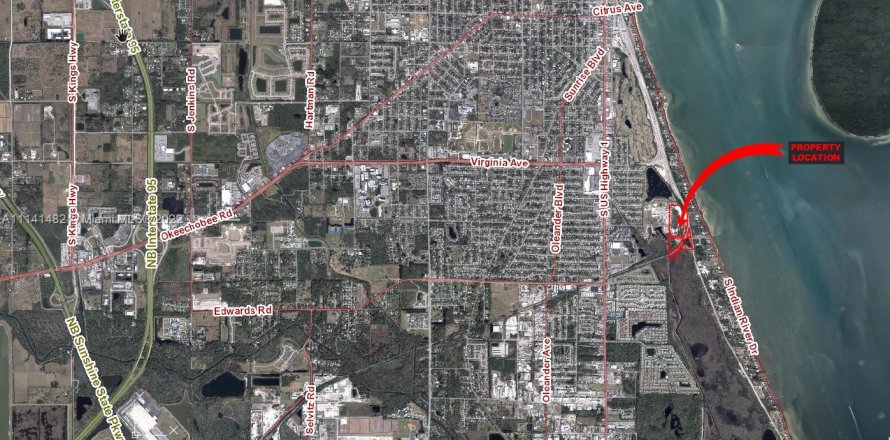 Коммерческая недвижимость в Сент-Луси, Флорида № 2034463