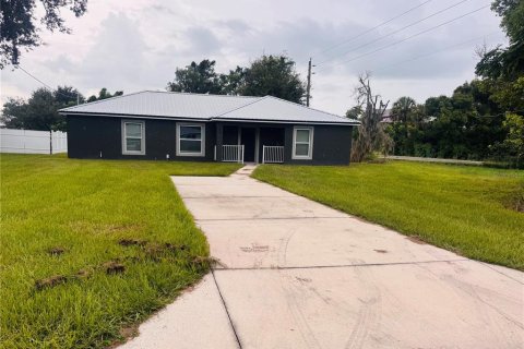 Villa ou maison à vendre à Arcadia, Floride: 3 chambres, 128.02 m2 № 1915707 - photo 1
